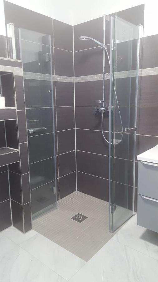 Fully Equipped Apartment 3 Rooms 5 Bed Hamborg Eksteriør billede